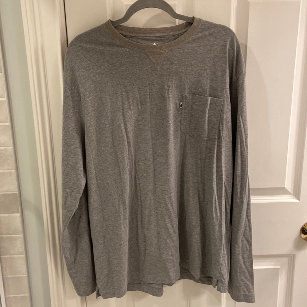 Johnnie-o long sleeve